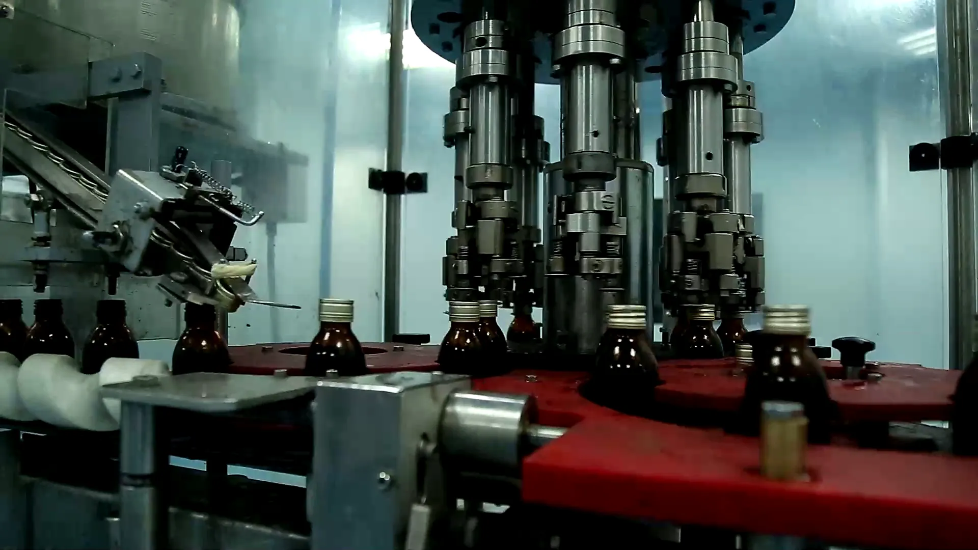 Capping machine
